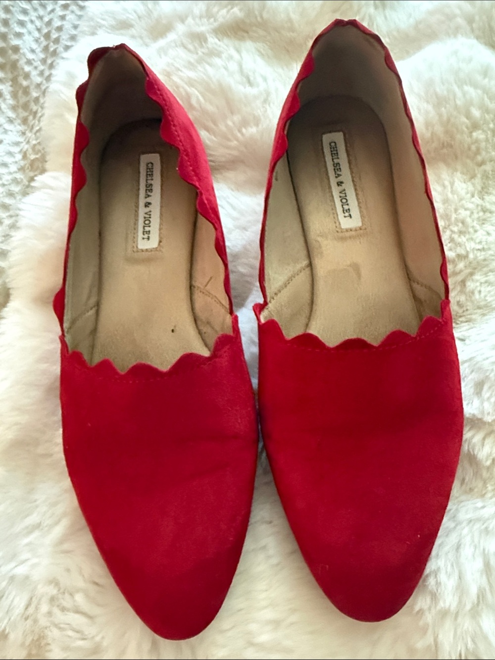Chelsea & Violet Red Scalloped Pointed Toe Flats